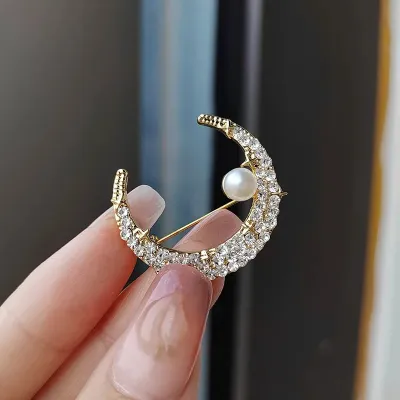 1pc Fashionable Pearl & Rhinestone Decor Moon Brooch